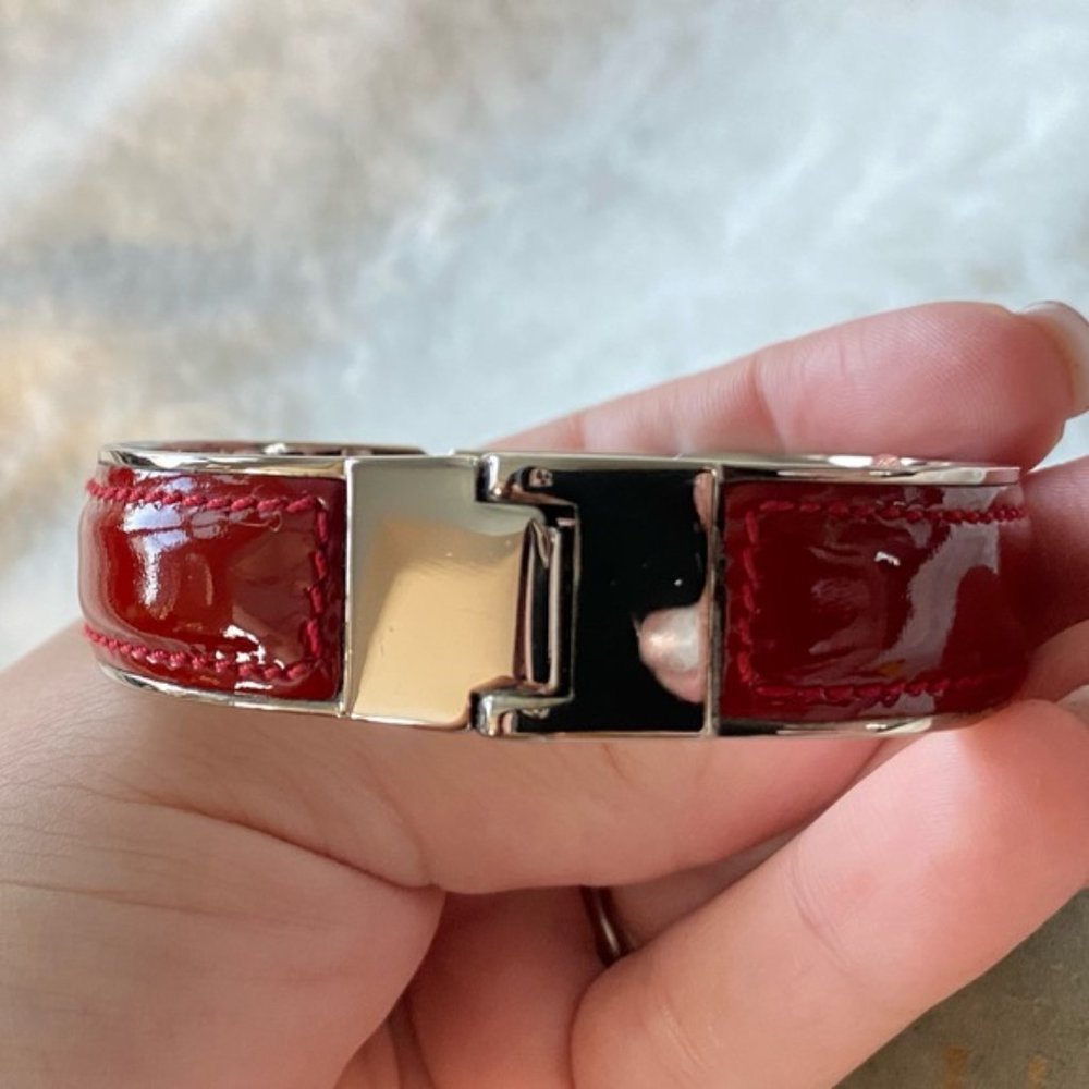 Gucci G Luxury Jewelry Metal Bracelet Cuff in Silver and Red includes COA - Picture 9 of 13